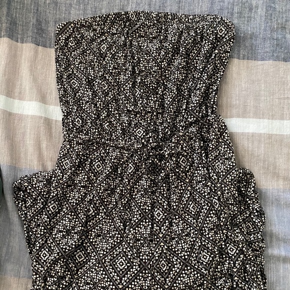 Old Navy Dresses & Skirts - Maxi dress